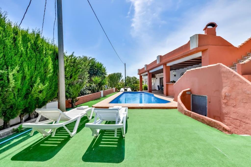 Villas Guzman - Mouna Calpe Eksteriør billede