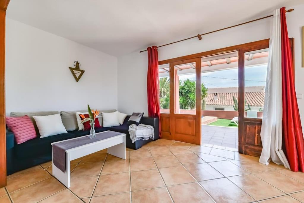 Villas Guzman - Mouna Calpe Eksteriør billede