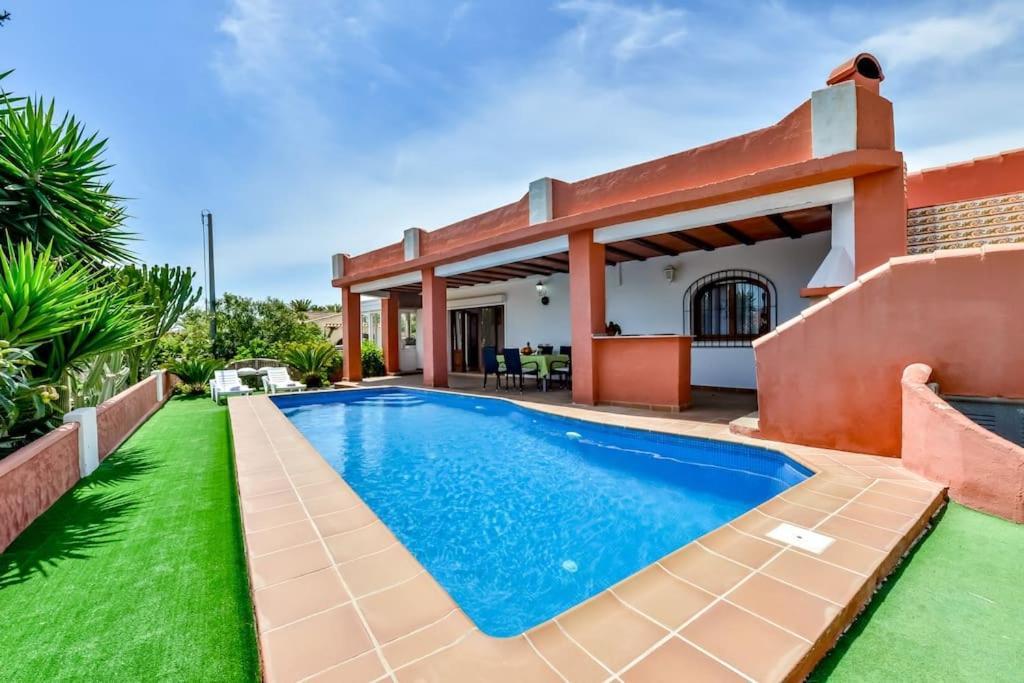 Villas Guzman - Mouna Calpe Eksteriør billede