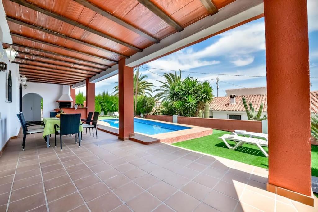 Villas Guzman - Mouna Calpe Eksteriør billede