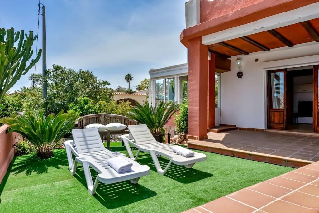 Villas Guzman - Mouna Calpe Eksteriør billede