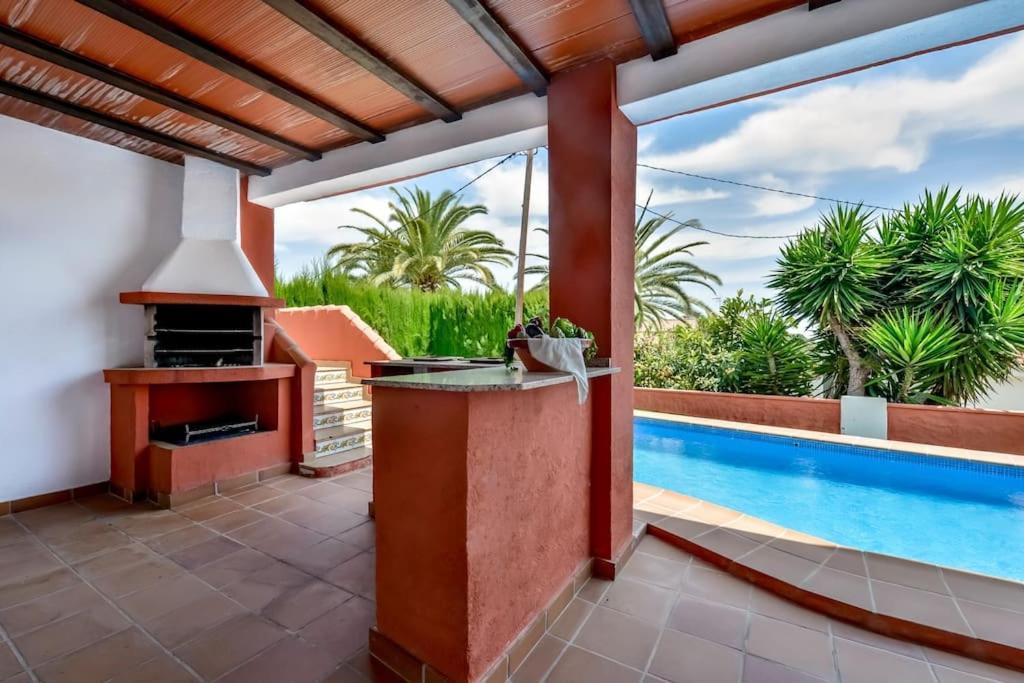 Villas Guzman - Mouna Calpe Eksteriør billede